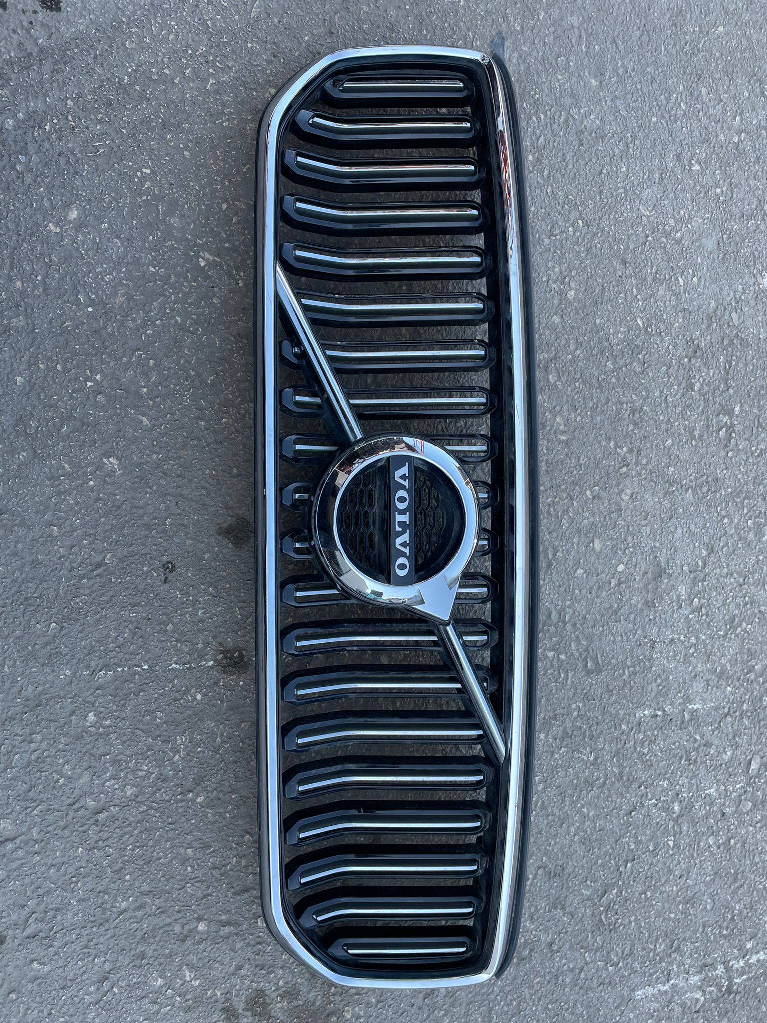 Volvo Xc60 Ön Panjur